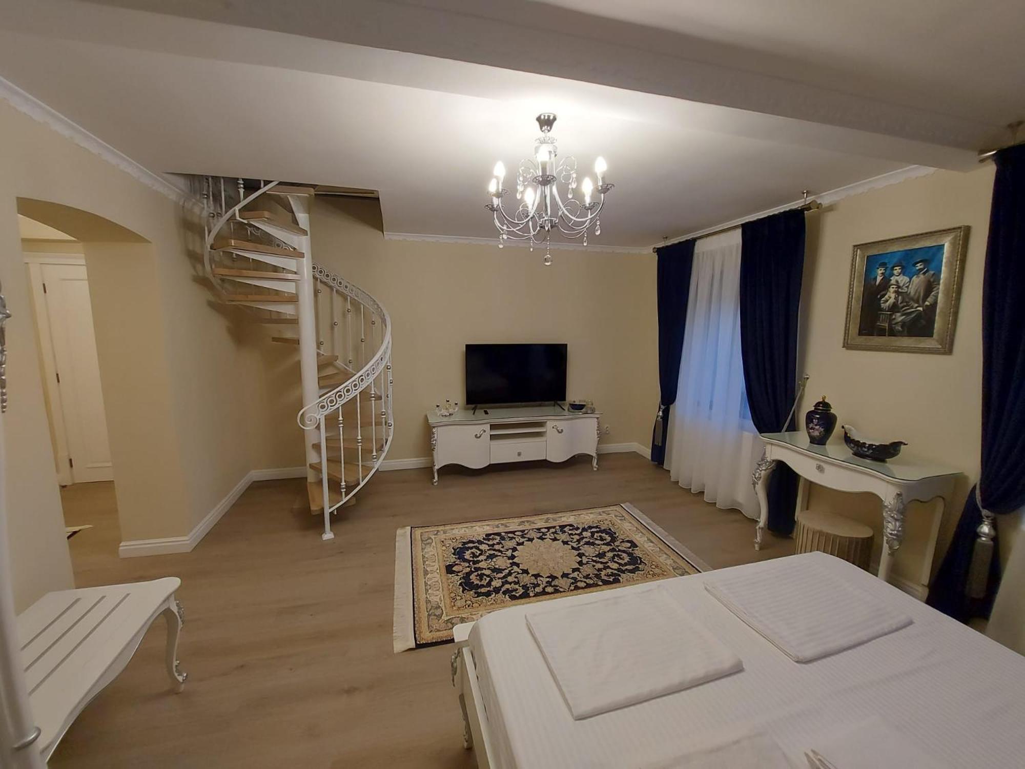Conacul Poetilor Hotel Guraró Kültér fotó